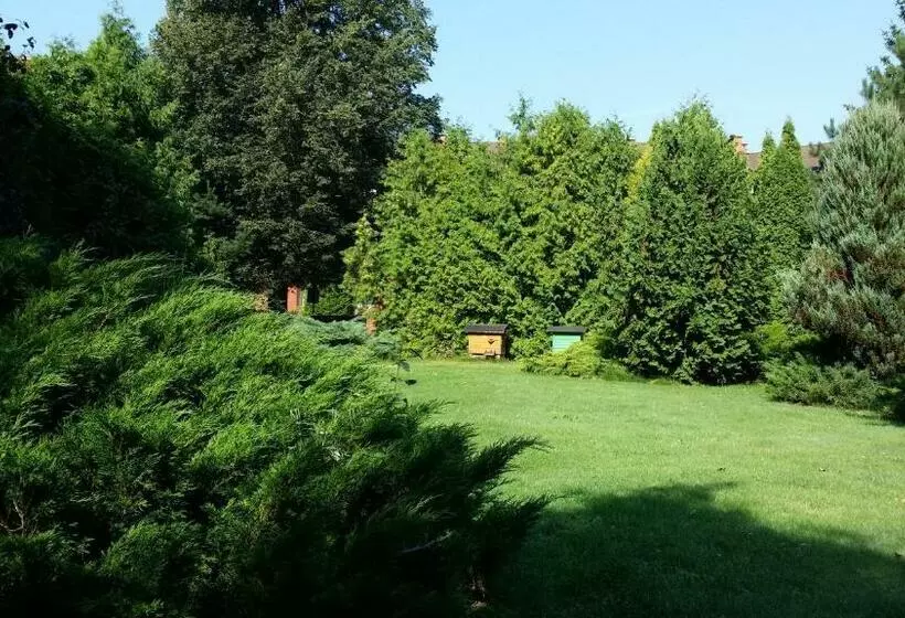 Hotelli Kwiatowa Zagroda