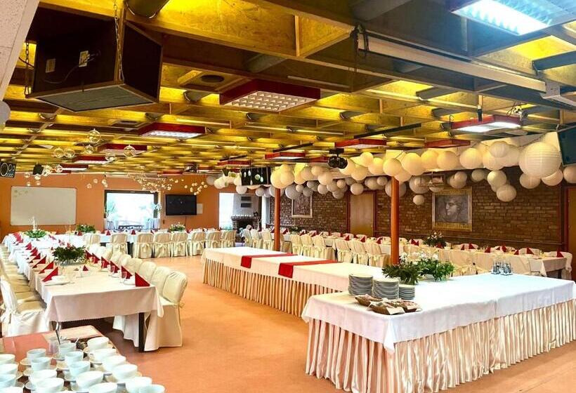 فندق Ośrodek Wypoczynkowy Max