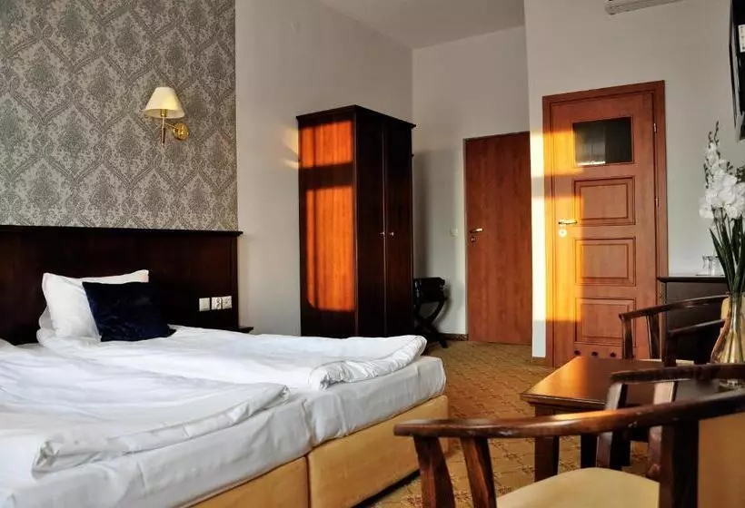 هتل Prudentia Residence Qulturalna