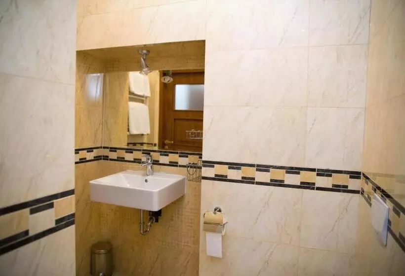 هتل Prudentia Residence Qulturalna