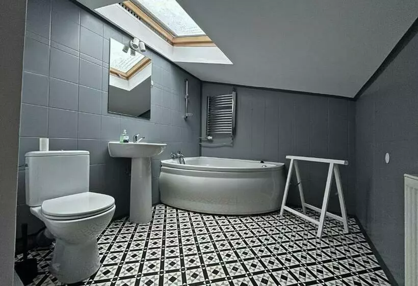 Katohostel
