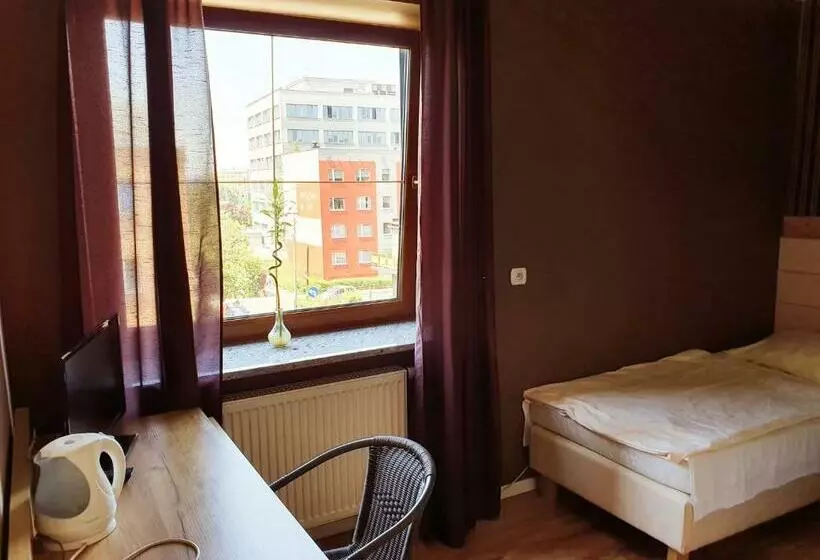 Katohostel