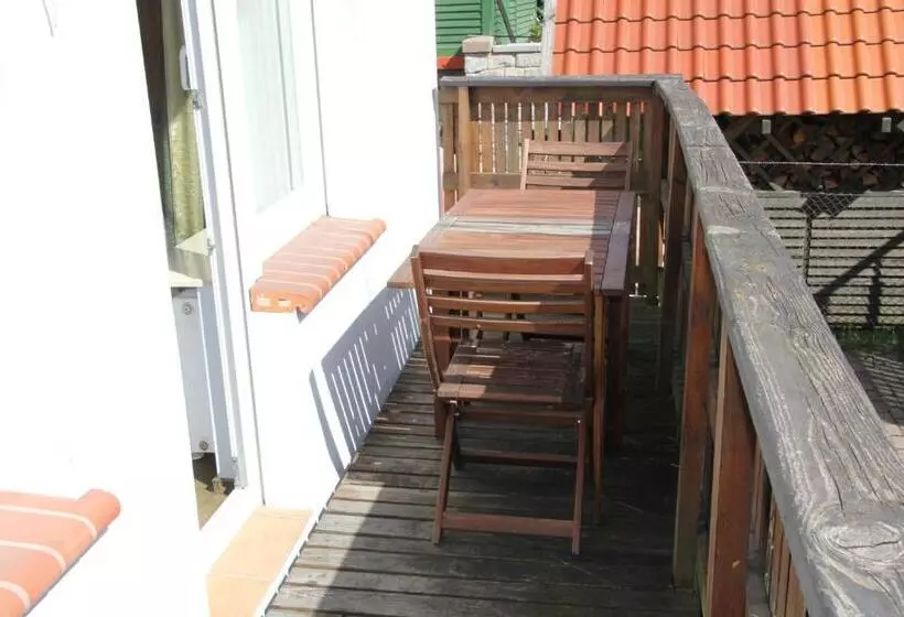 Majatalo Pensjonacik Elmi