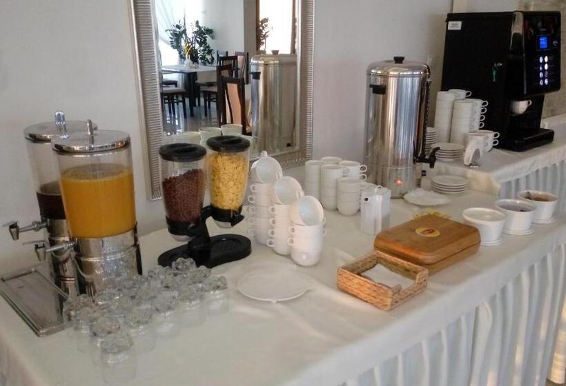 Пансион Restauracja Hotel Graal