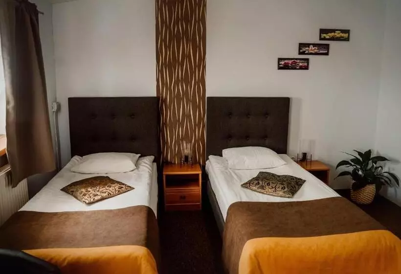 ユースホステル Browar Osjann   Pokoje Gościnne