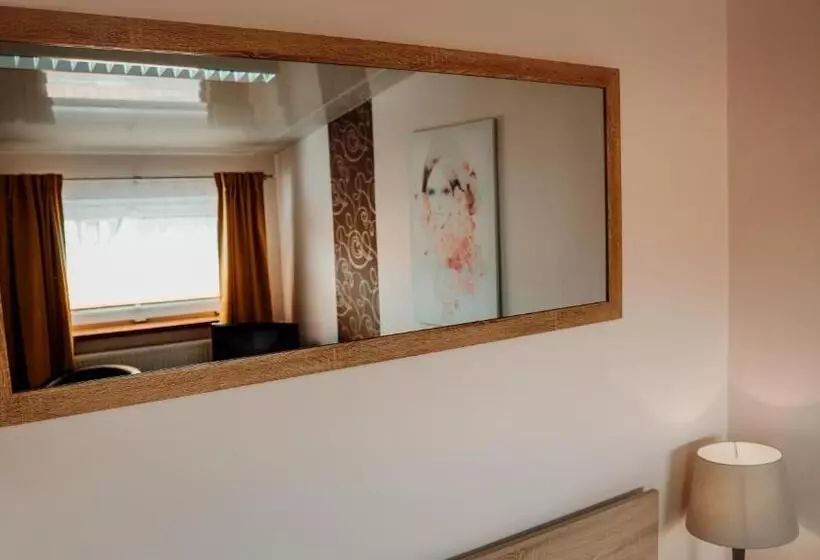 ユースホステル Browar Osjann   Pokoje Gościnne