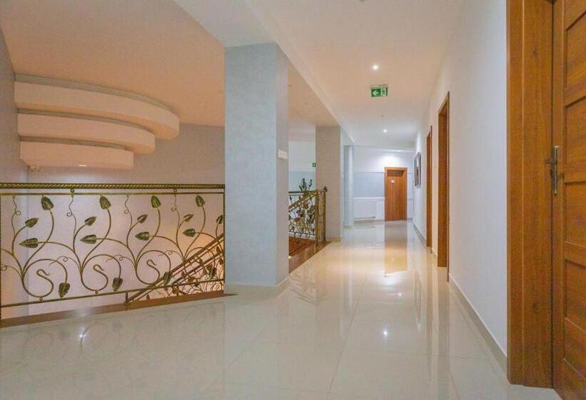 הוסטל Siódme Niebo