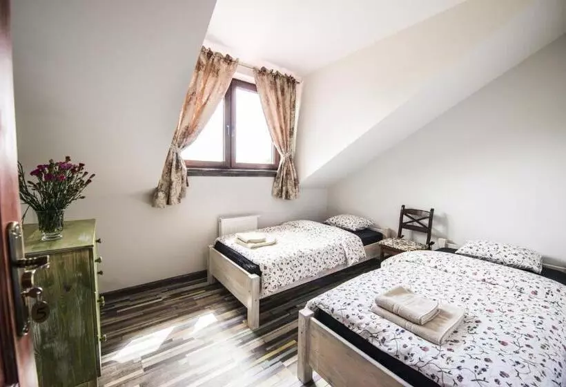 Aamiaismajoitus (B&B) Folwark Księżnej Anny