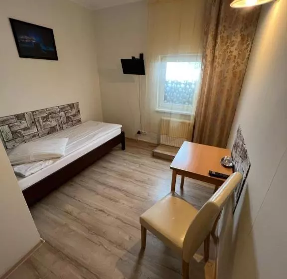 Aamiaismajoitus (B&B) Gościniec Pod Furą