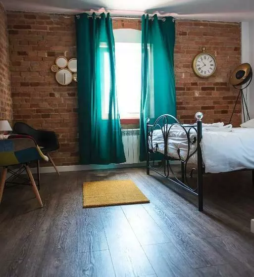 Aamiaismajoitus (B&B) Leon S Rooms