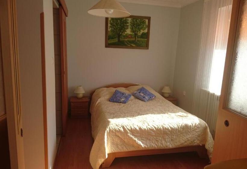 צימר Willa Sarenka