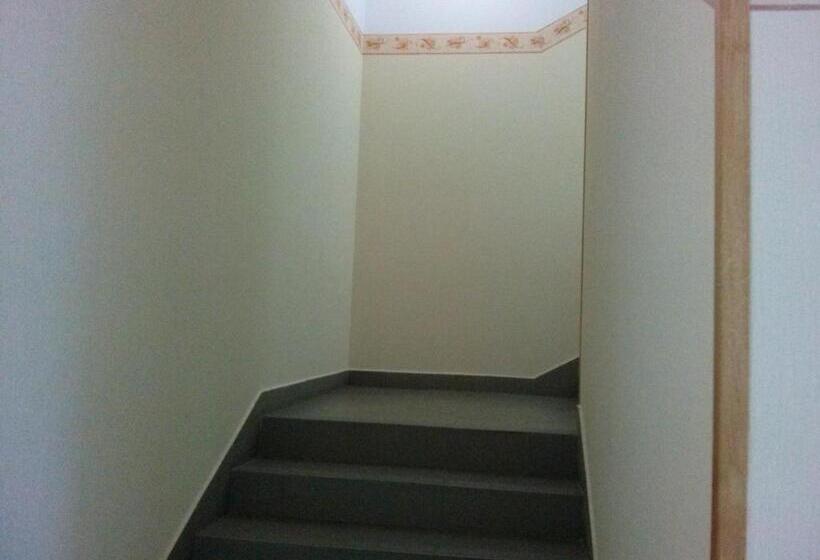 Hostel Wólka Kosowska Z Prywatnymi łazienkami