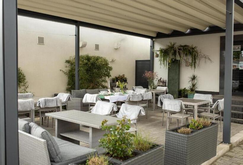 בית מלון כפרי Chrobrego9