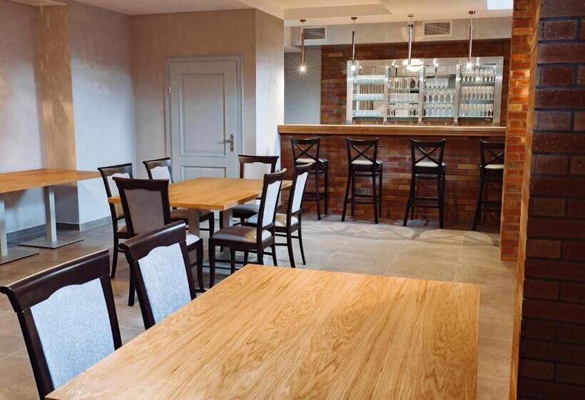 בית מלון כפרי Chrobrego9