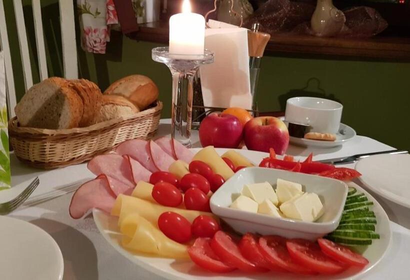 בית מלון כפרי Ik & Restauracja Złota Kaczka