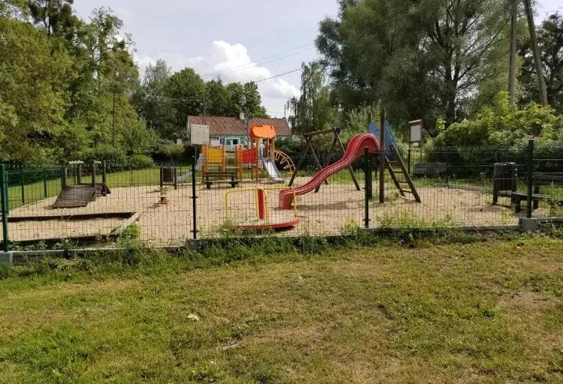 ホテル Nad Doliną Krutyni