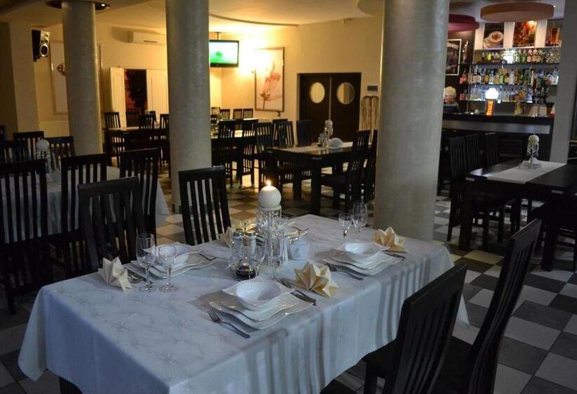 Hotelli Pod Chełmem