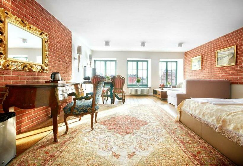 Komturia Old Town By Fahrenheit