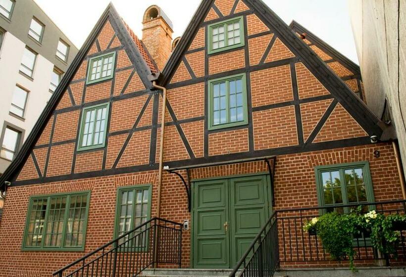 Komturia Old Town By Fahrenheit