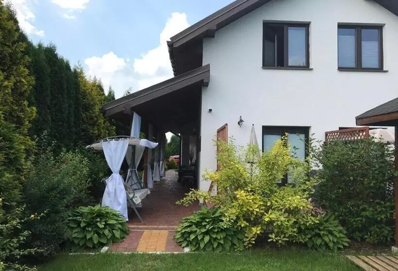 ペンション Apartamenty Królewska Kwatera