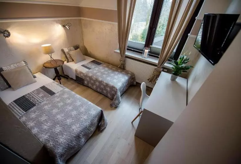ペンション Apartamenty Królewska Kwatera