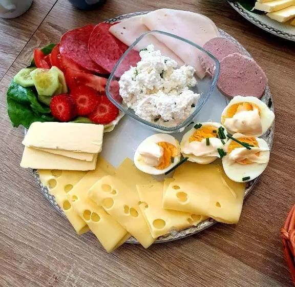ペンション Kryształowy Dworek