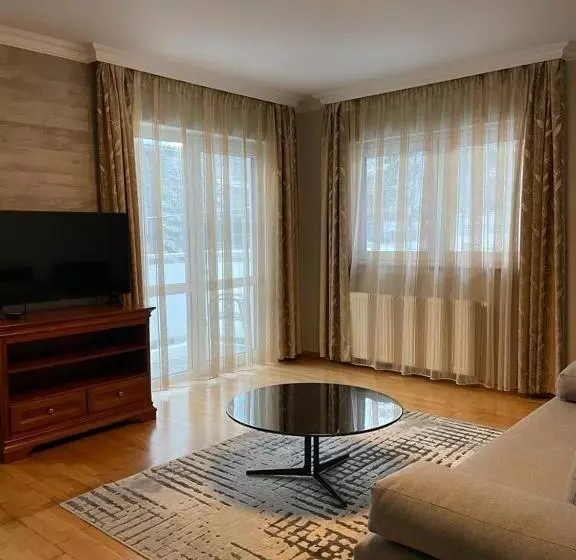 پانسیون Villa Roma Przy Wyciągu Na Szrenicę