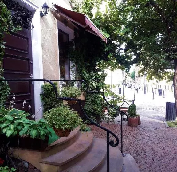 هاستل Holidays Old Town