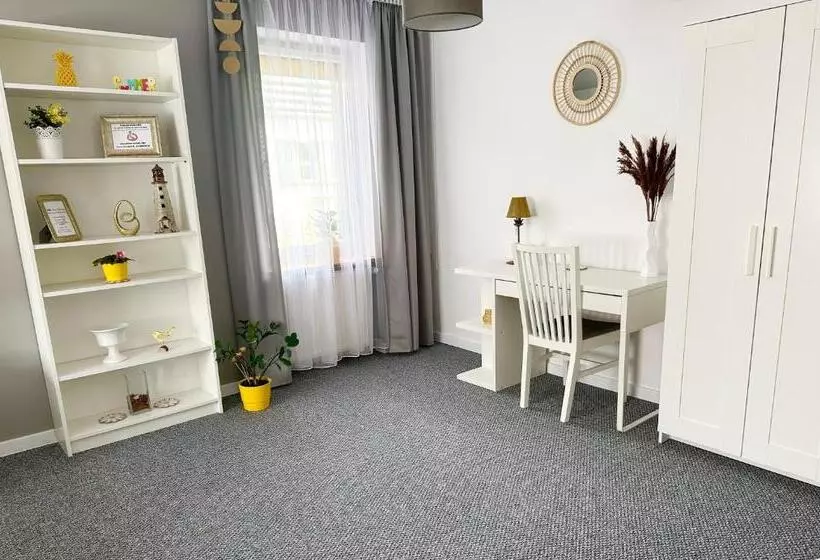ユースホステル Grey House