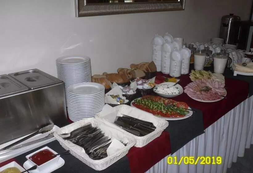 ユースホステル Villa Sulejówek