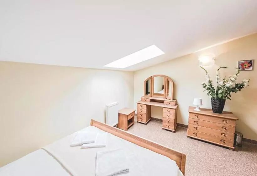 ユースホステル Villa Sulejówek