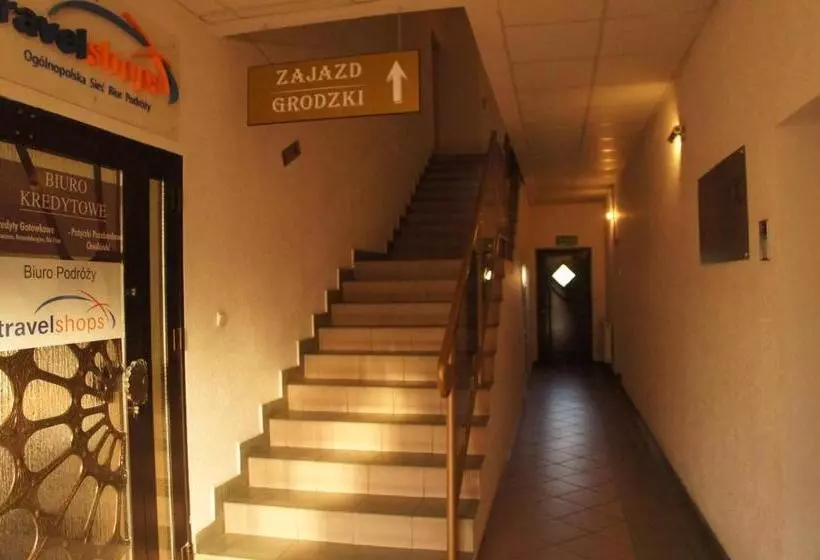 Retkeilymaja Zajazd Grodzki