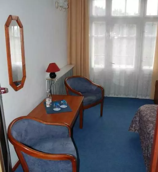 تختخواب و صبحانه Czerwony Dwór