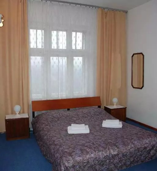 تختخواب و صبحانه Czerwony Dwór