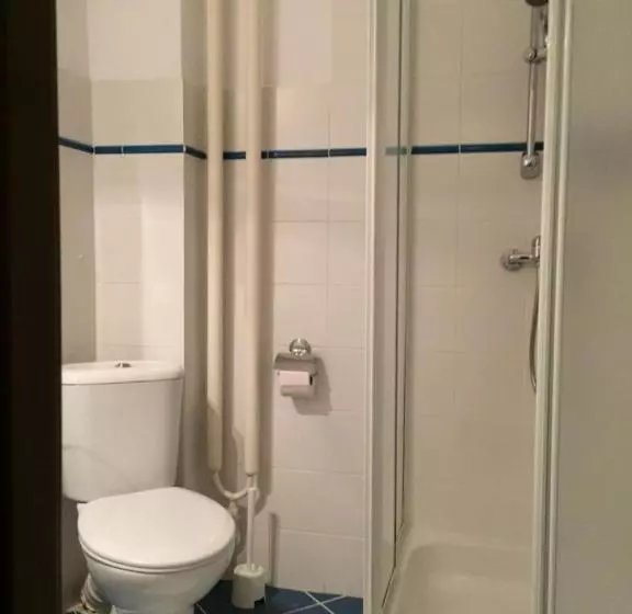 تختخواب و صبحانه Czerwony Dwór