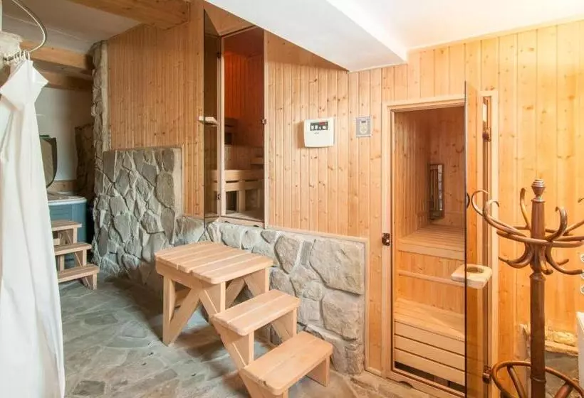 تختخواب و صبحانه Czerwony Dwór