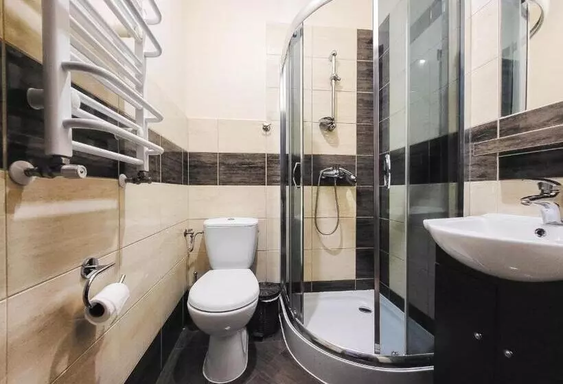 Aamiaismajoitus (B&B) Pensjonat Li Mar