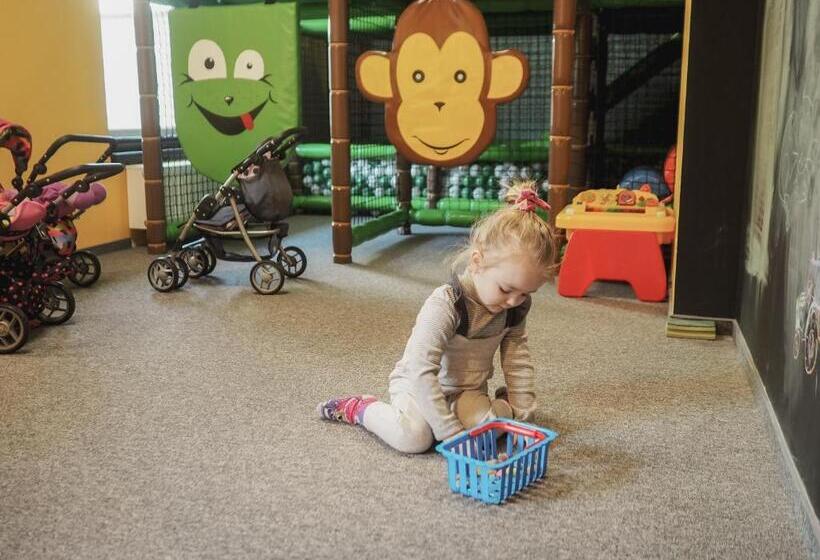 تختخواب و صبحانه Skalny