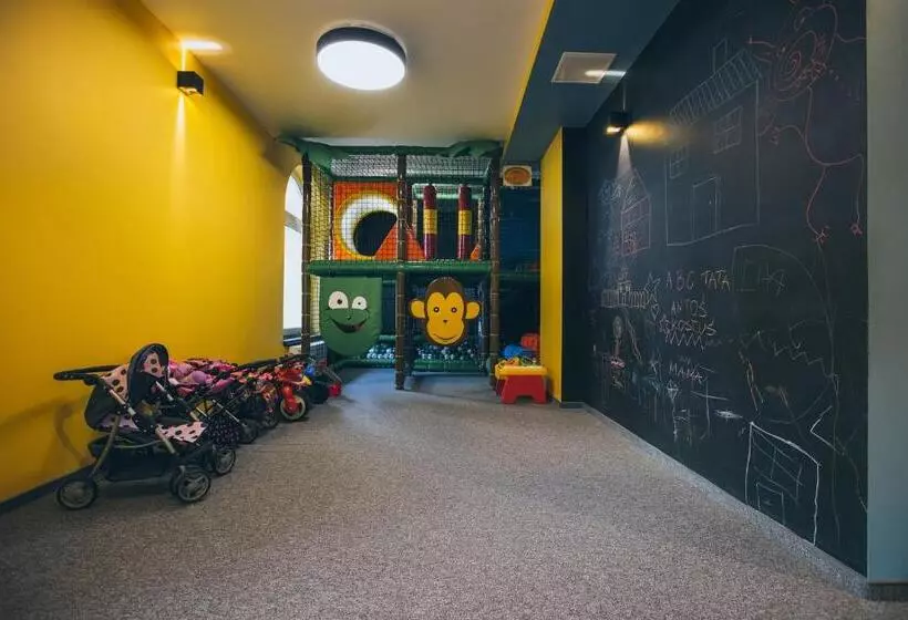 Aamiaismajoitus (B&B) Skalny