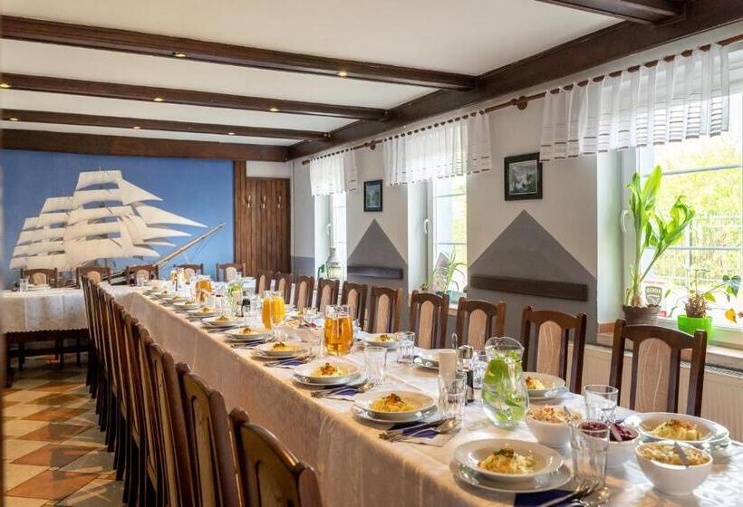 تختخواب و صبحانه Tawerna Cicha Przystań