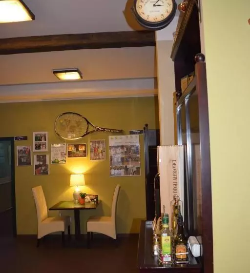 ベッドアンドブレックファースト Tenis Club