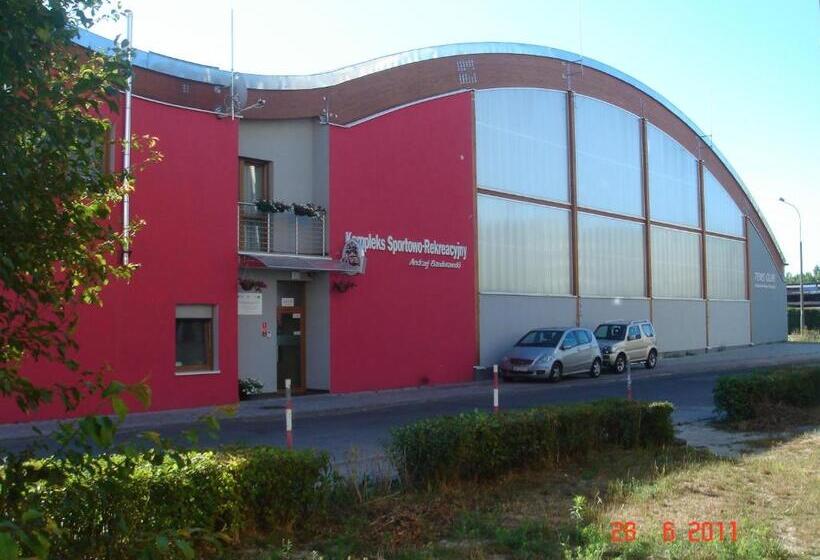 مبيت وإفطار Tenis Club