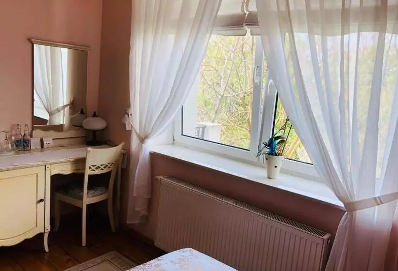 ベッドアンドブレックファースト Willa Halina