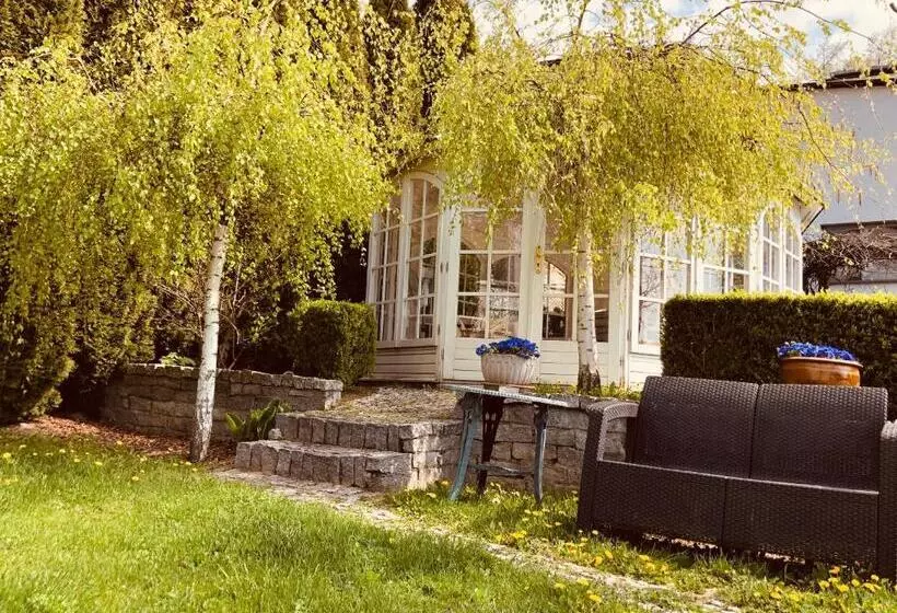 ベッドアンドブレックファースト Willa Halina