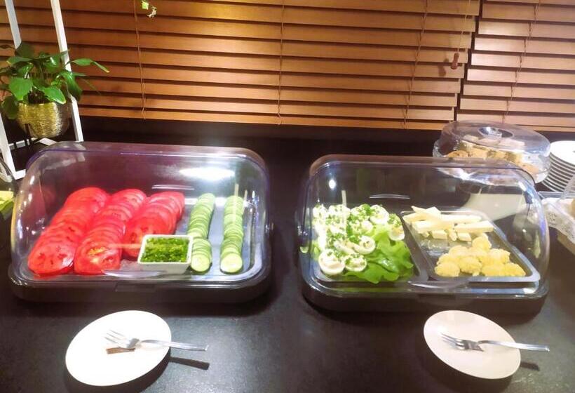 בית מלון כפרי Martina