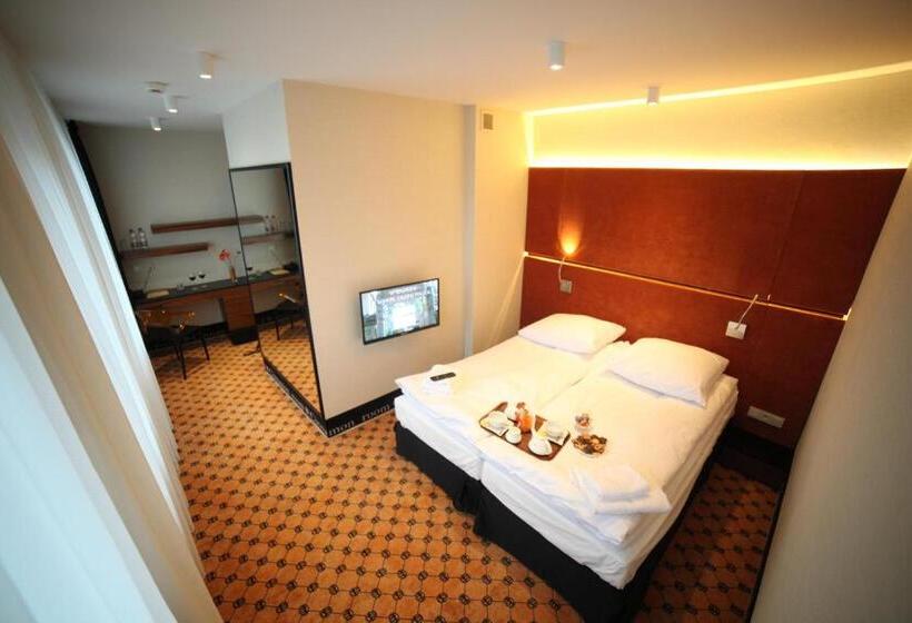 בית מלון כפרי Martina