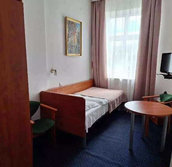 هتل Nat Krynica Zdrój