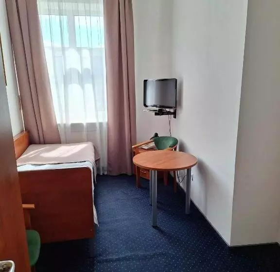 هتل Nat Krynica Zdrój