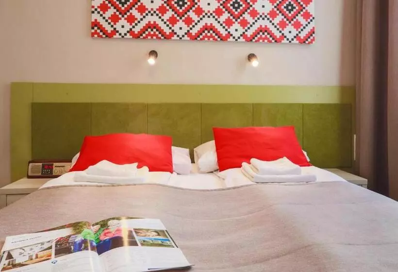 هتل Nat Krynica Zdrój