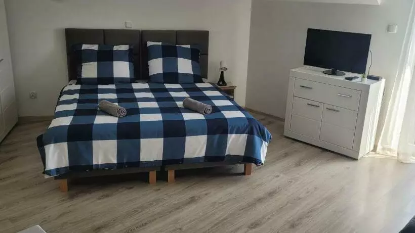 Retkeilymaja Pokoje Gościnne Marusa